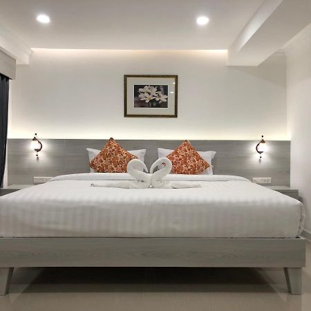 Vista Hotel Chiang Mai - Sha Extra Plus Esterno foto