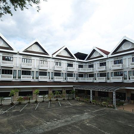 Vista Hotel Chiang Mai - Sha Extra Plus Esterno foto