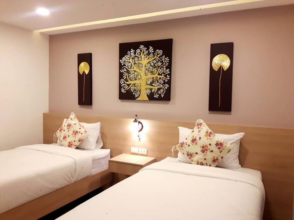 Vista Hotel Chiang Mai - Sha Extra Plus Esterno foto