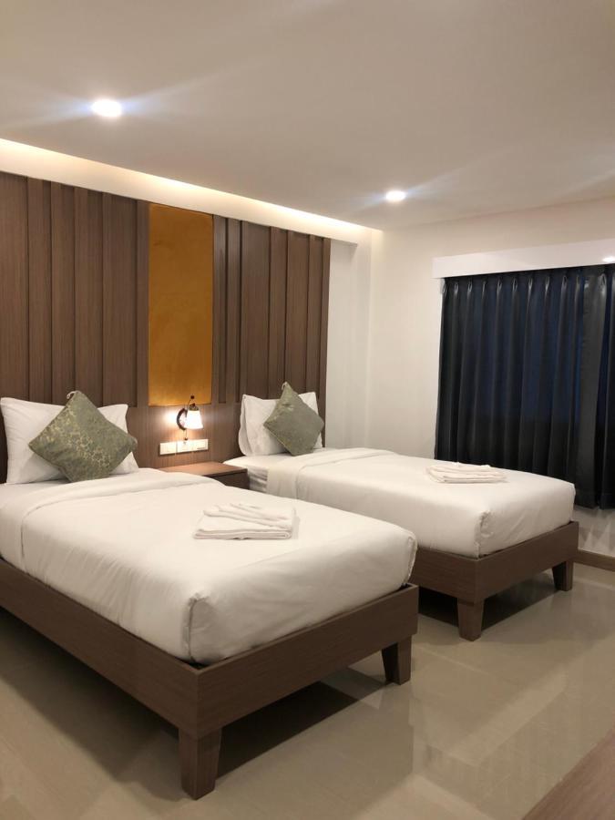 Vista Hotel Chiang Mai - Sha Extra Plus Esterno foto