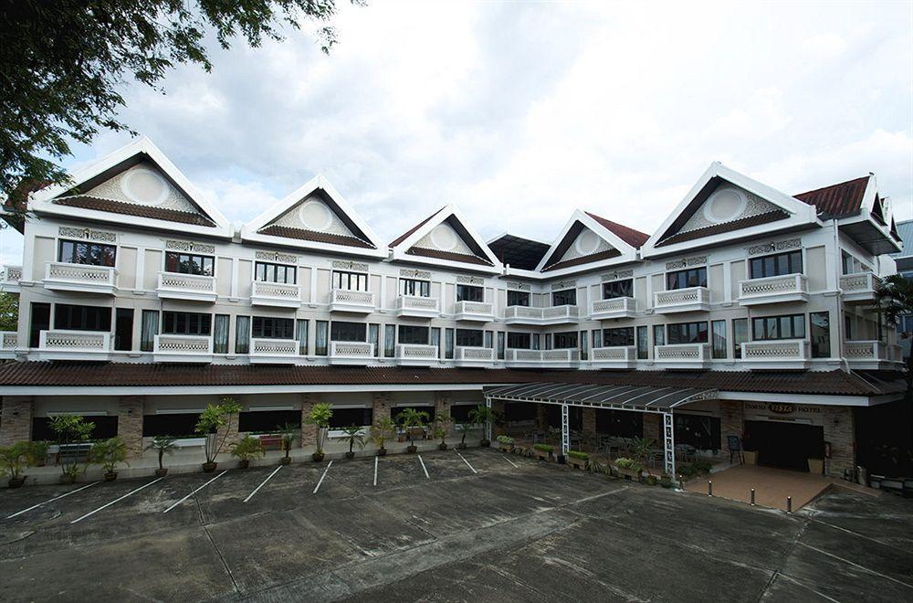 Vista Hotel Chiang Mai - Sha Extra Plus Esterno foto