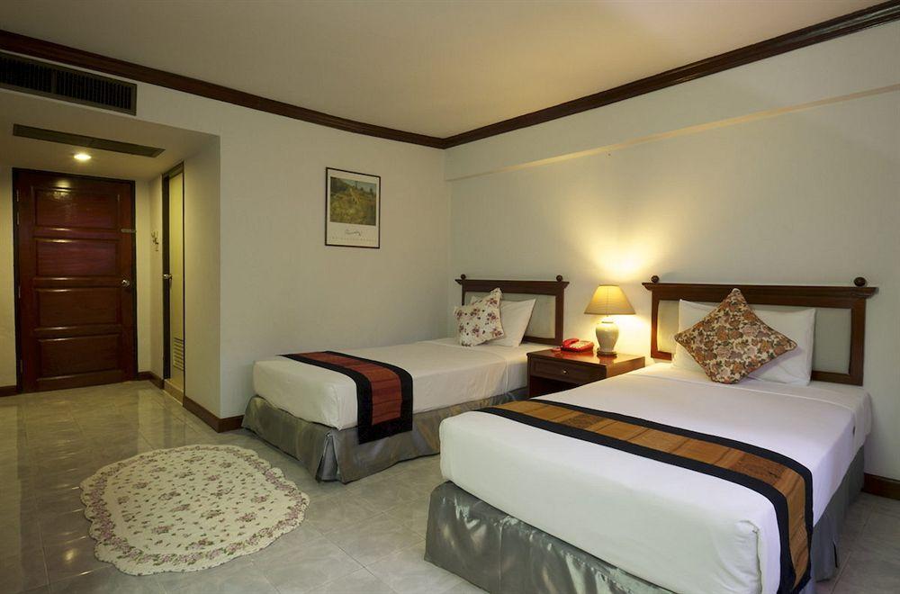 Vista Hotel Chiang Mai - Sha Extra Plus Esterno foto