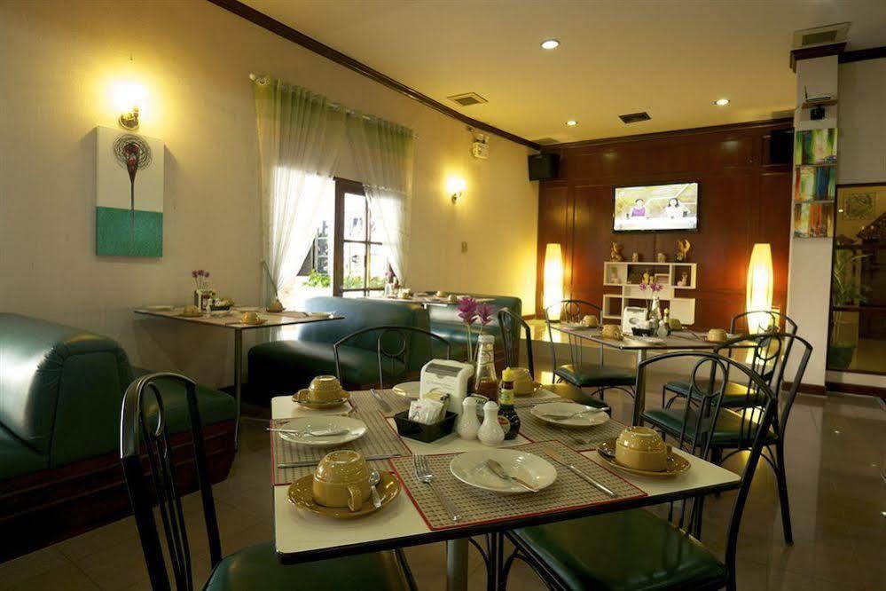 Vista Hotel Chiang Mai - Sha Extra Plus Esterno foto